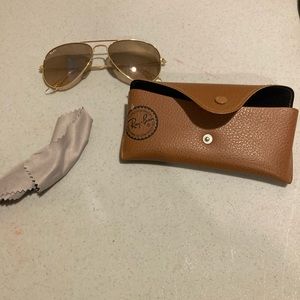 Ray ban sun glasses